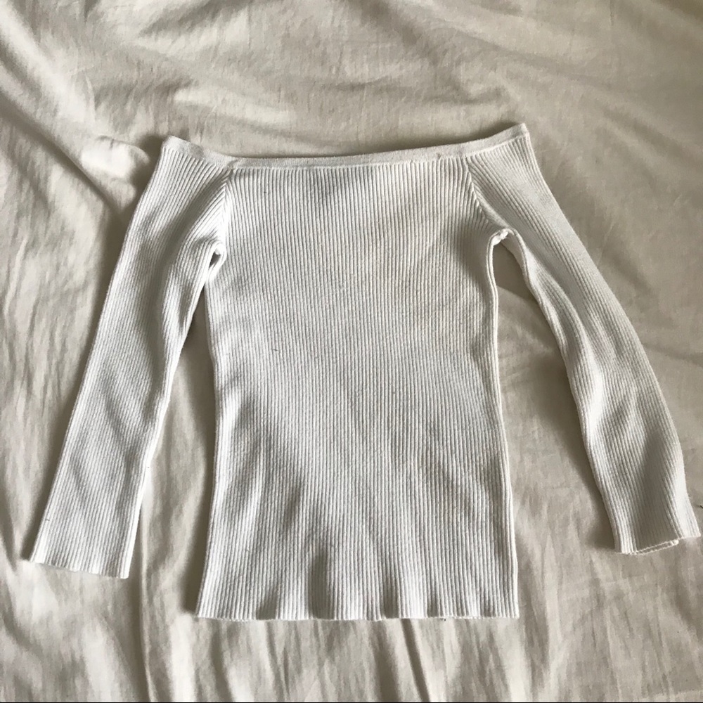 FOREVER21 off the shoulder long sleeve